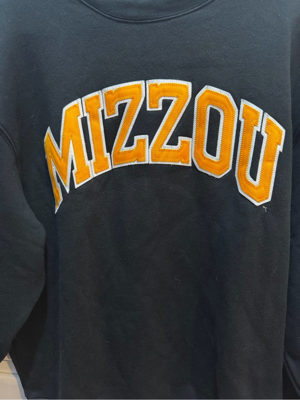 Mizzou Black And Gold Jansport Unisex Sweatshirt Large Embroidered - Picture 7 of 7